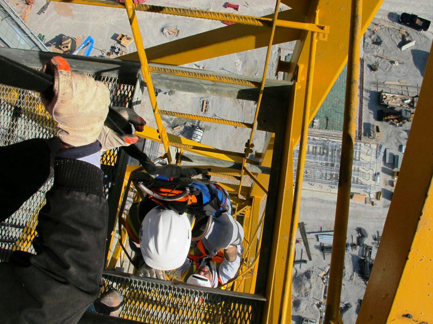 Mast climber refresher training